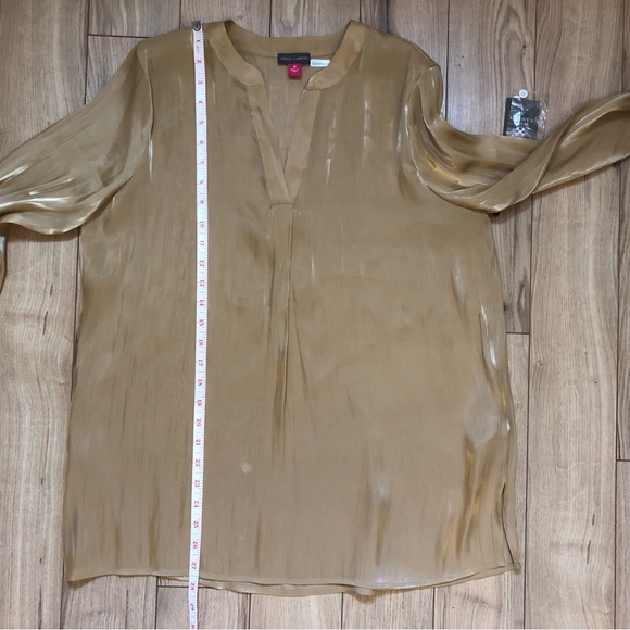 Women’s Vince Camuto Long sleeve Latte sheer blouse size M - Picture 11 of 14